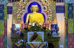 Đức Dalai Lama thuyết pháp cho Phật tử Malaysia